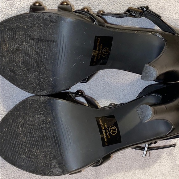 Open toe heels - Picture 4 of 5